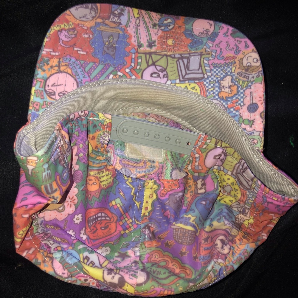 LIRA SnapBack hat - Picture 3 of 5